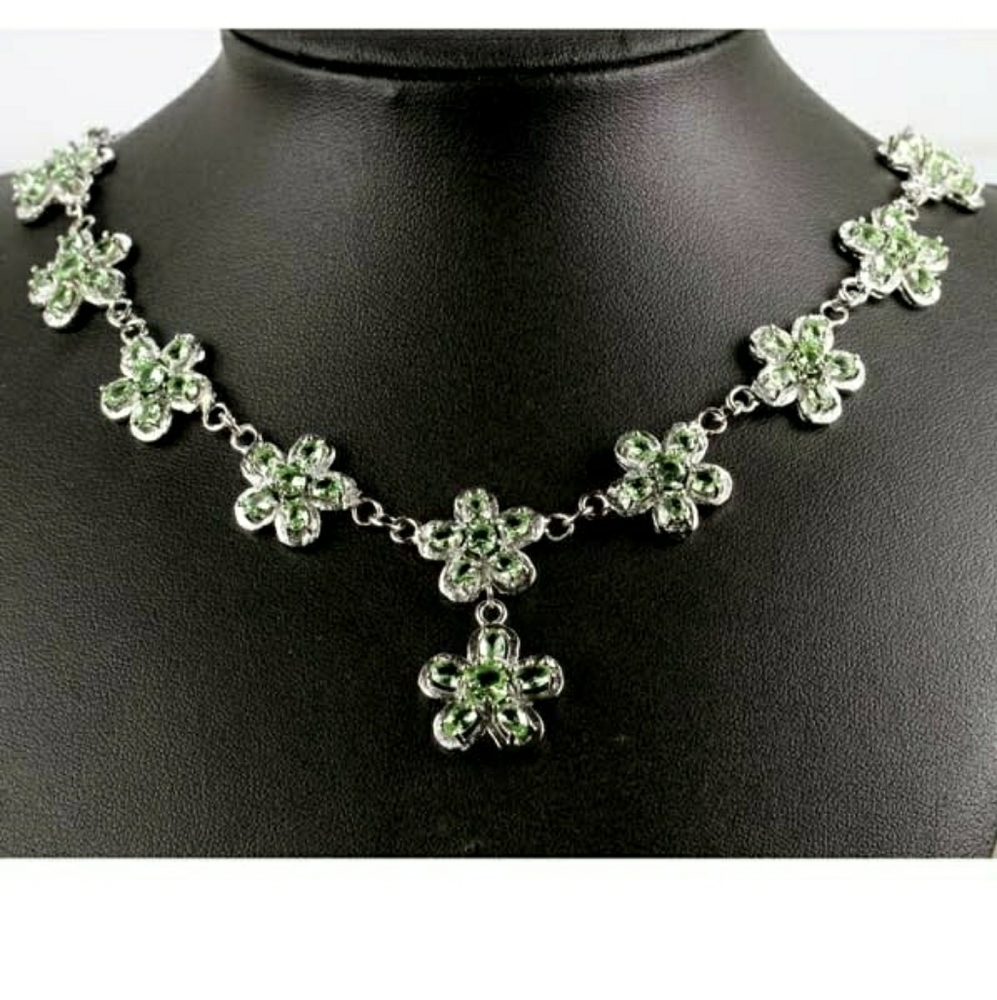 Cocktail Necklace Silver Peridot  Green Flower